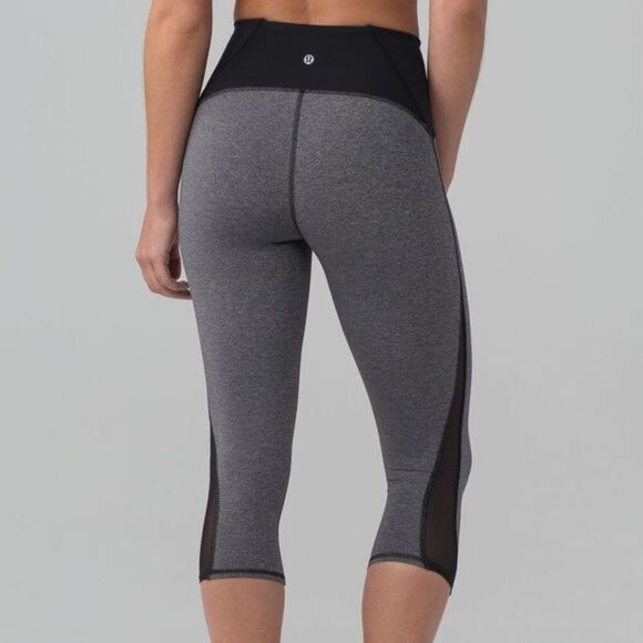 Lululemon Train Times Crop (17") - Picture 2 of 6